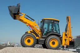 Объявление "В аренду погрузчик JCB 3CX"